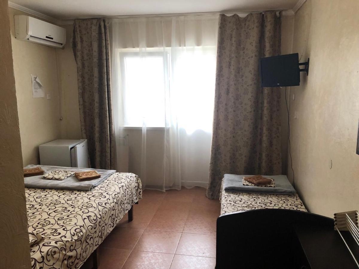Hôtel Aquamarin à Zatoka Extérieur photo