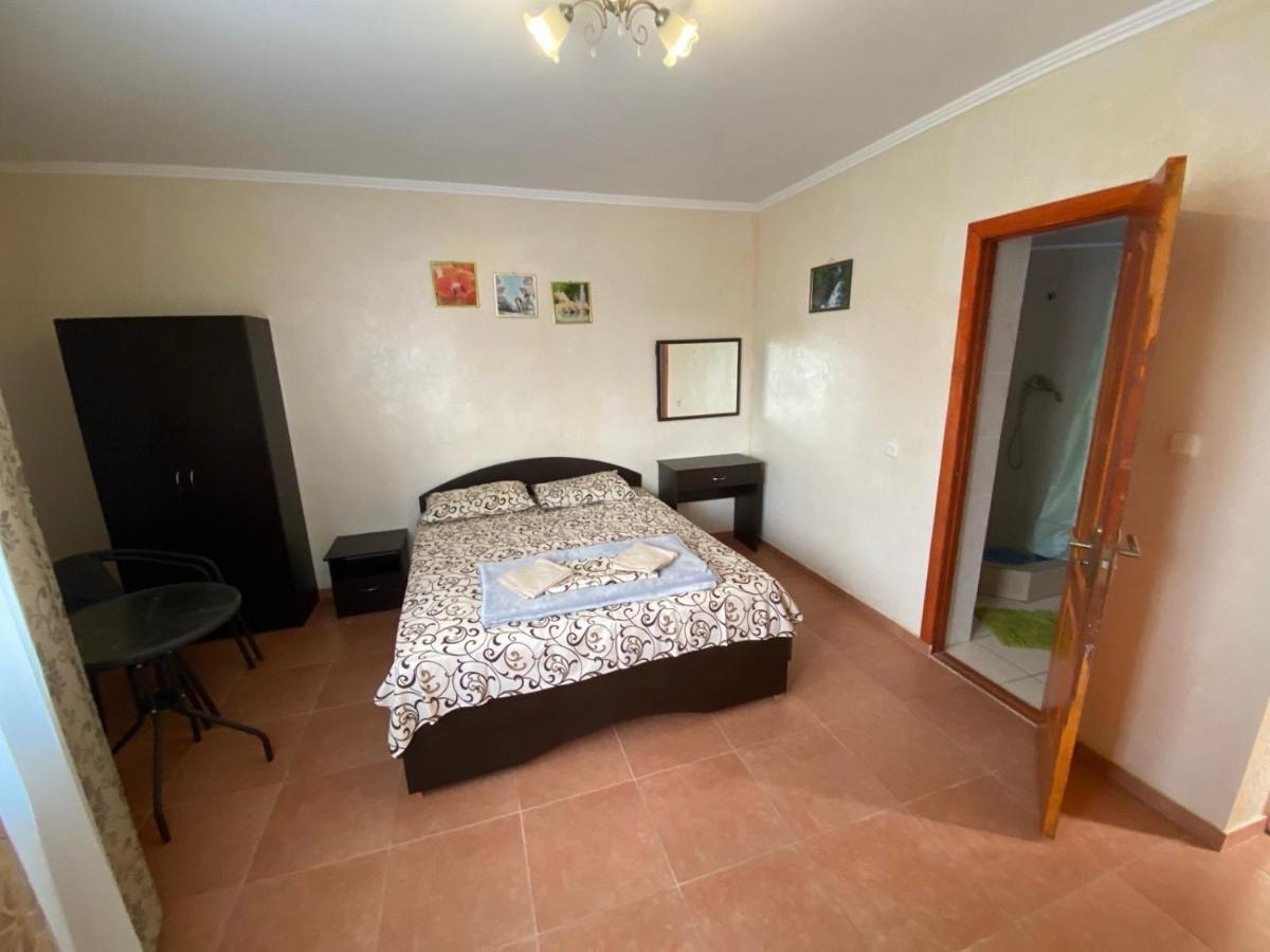 Hôtel Aquamarin à Zatoka Extérieur photo