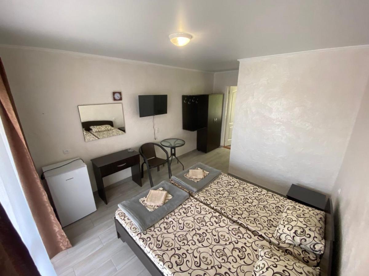 Hôtel Aquamarin à Zatoka Extérieur photo