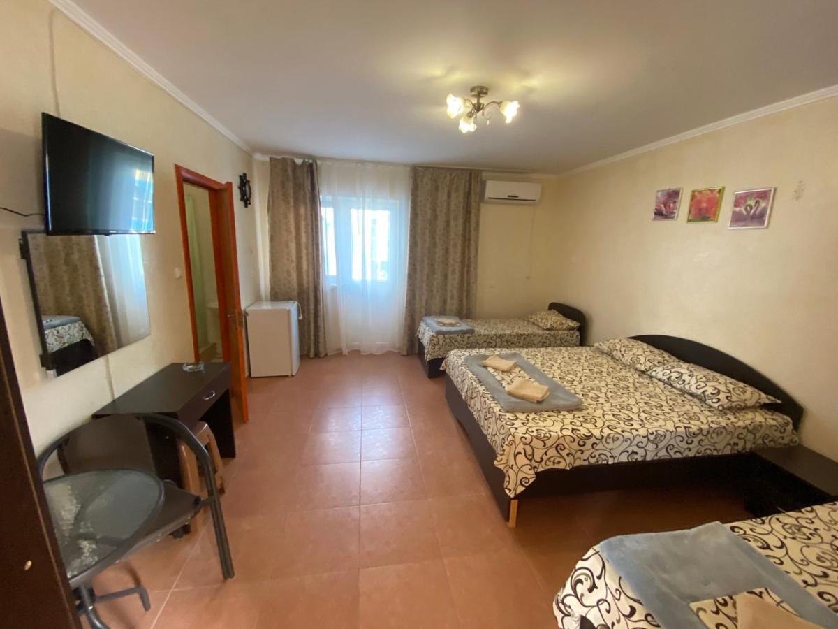 Hôtel Aquamarin à Zatoka Extérieur photo
