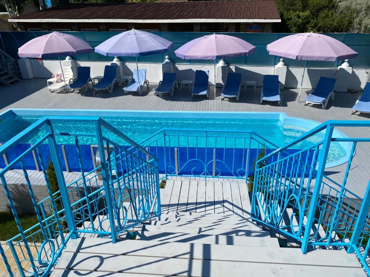 Hôtel Aquamarin à Zatoka Extérieur photo