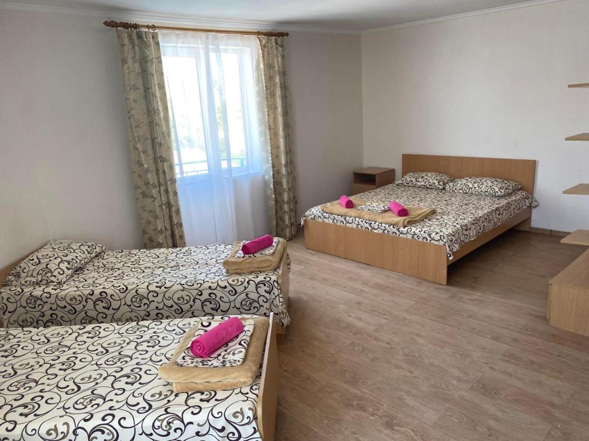 Hôtel Aquamarin à Zatoka Extérieur photo