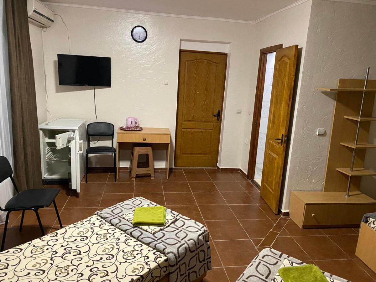Hôtel Aquamarin à Zatoka Extérieur photo