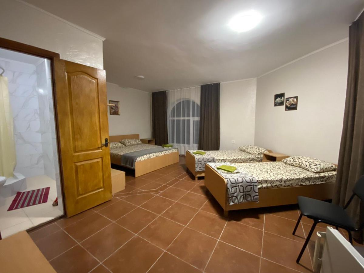 Hôtel Aquamarin à Zatoka Extérieur photo